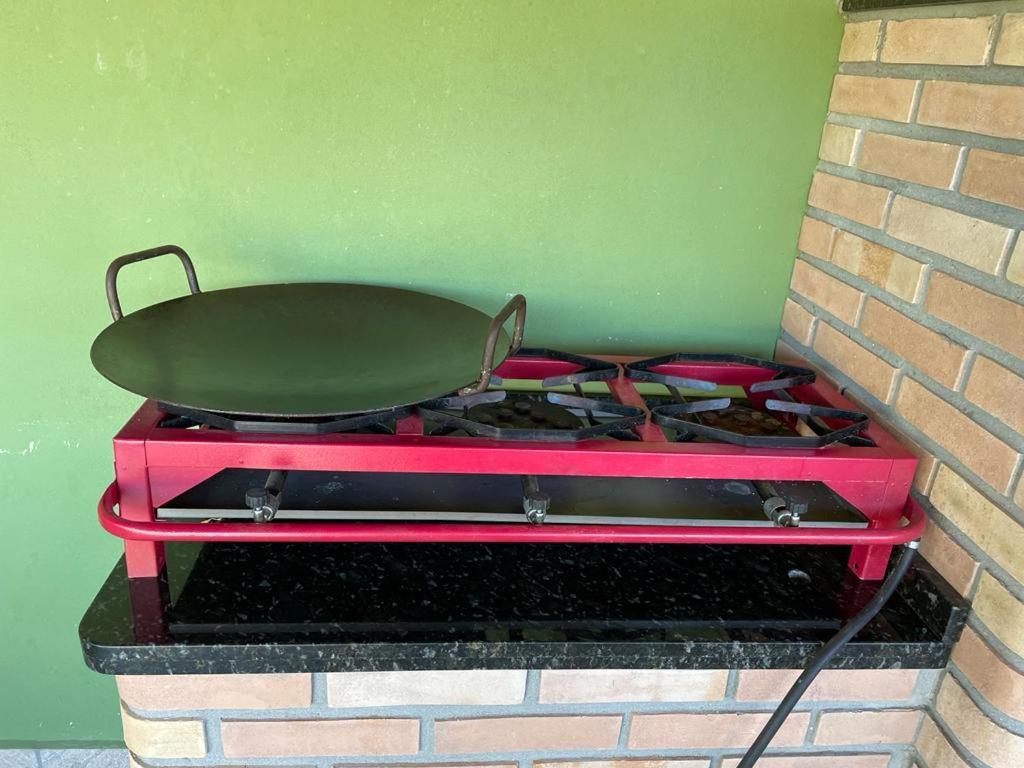 Вилла Chacara Com Piscina Climatizada E Jacuzzi Сокорру Экстерьер фото
